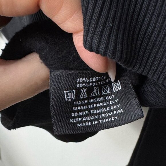 Criminal Damage Paris Logo Crew Sweater - Picture 5 of 16